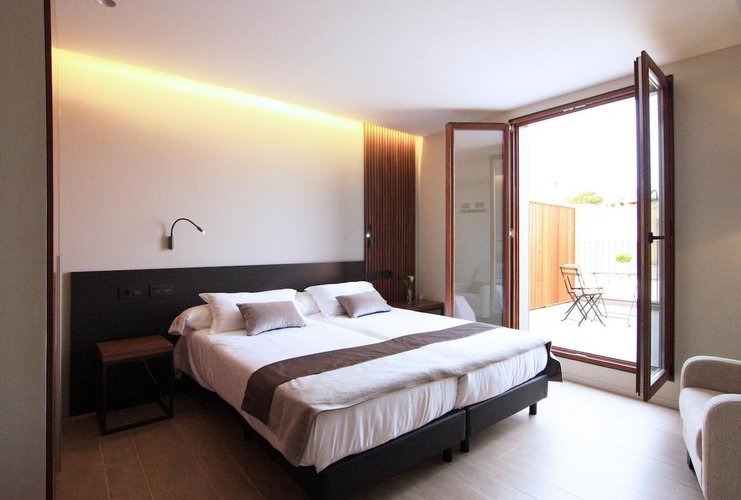 CHAMBRE SUPÉRIEURE AVEC TERRASSE
